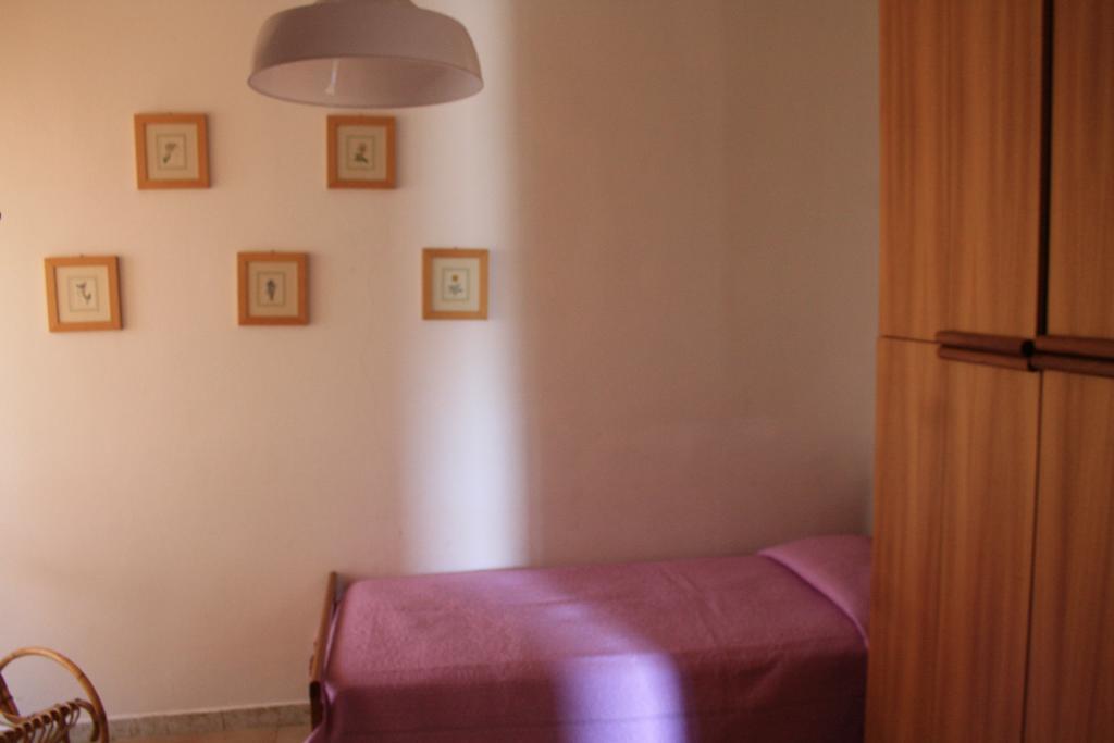 Aparthotel A.I.R. Isola Rossa Borgo Di Mare Exterior foto