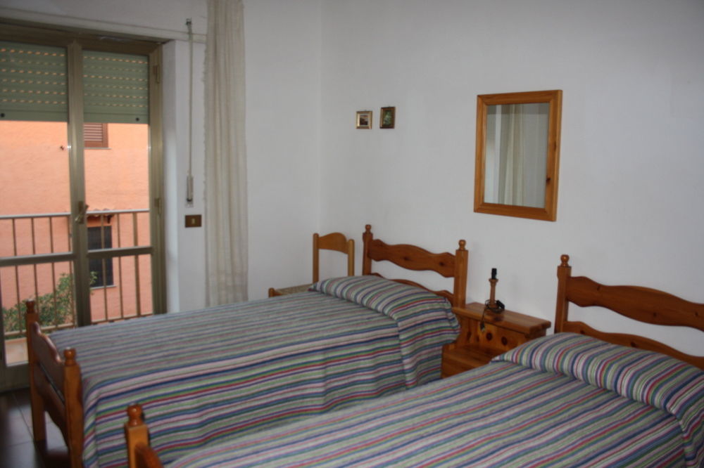 Aparthotel A.I.R. Isola Rossa Borgo Di Mare Exterior foto