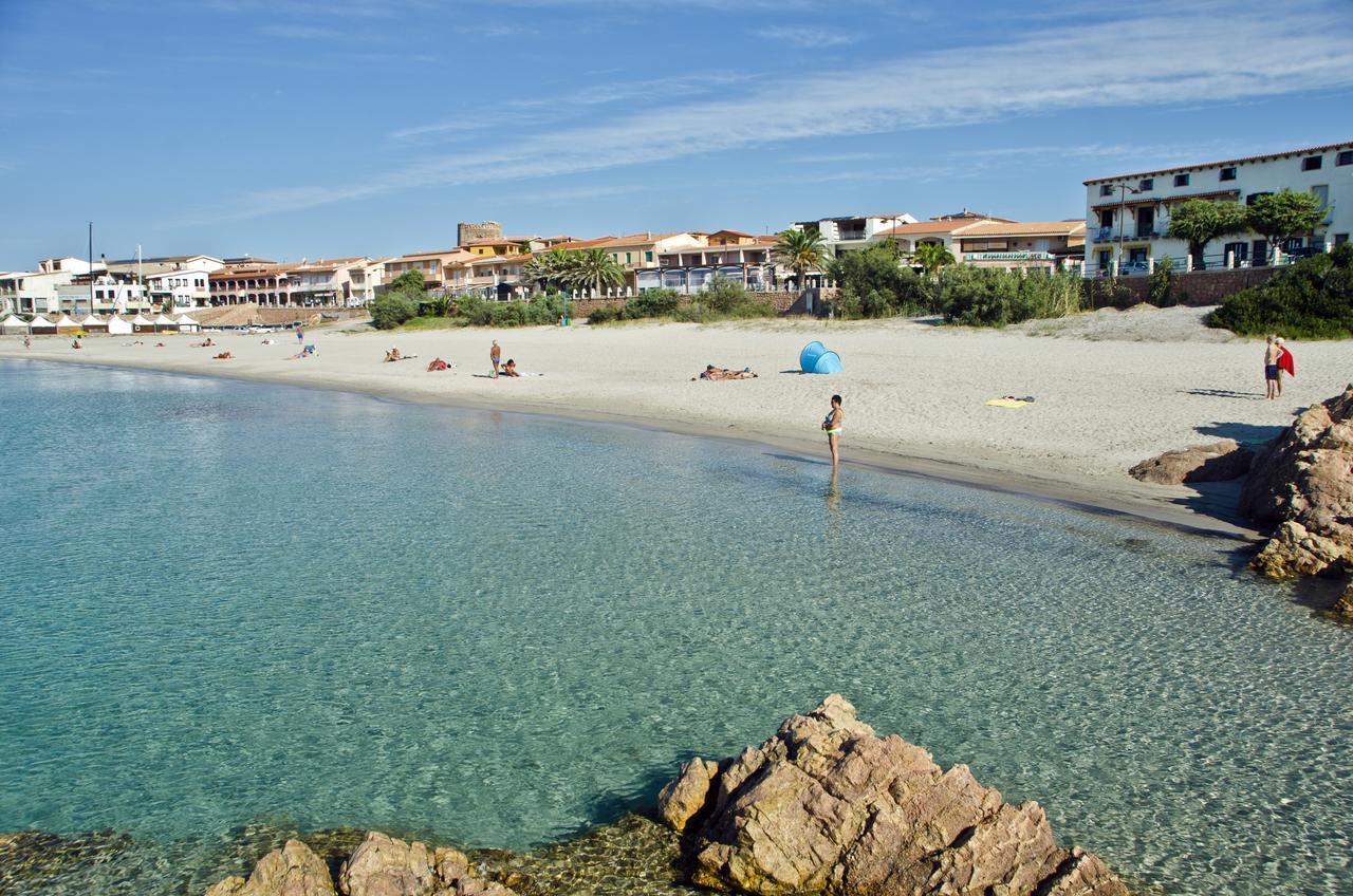 Aparthotel A.I.R. Isola Rossa Borgo Di Mare Exterior foto